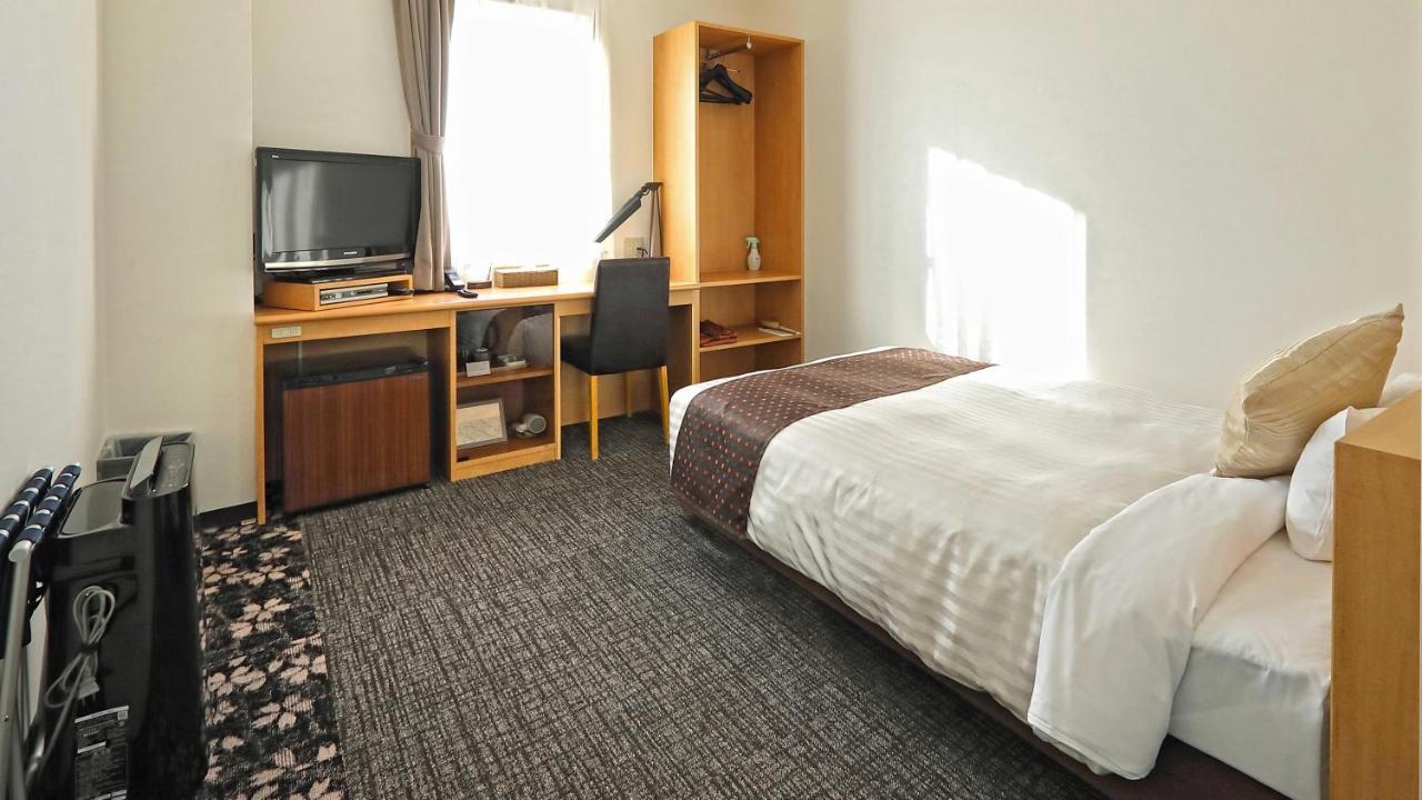 Hotel Annex Inn Shinhidaka Esterno foto