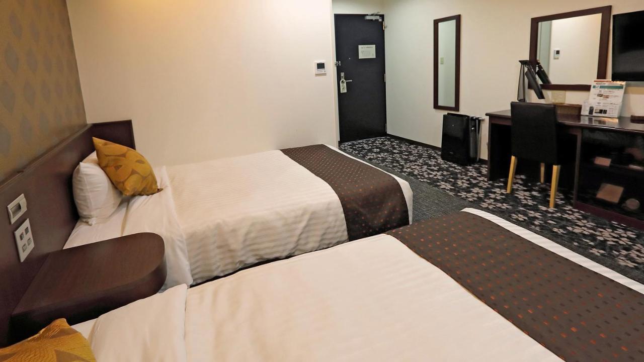 Hotel Annex Inn Shinhidaka Esterno foto
